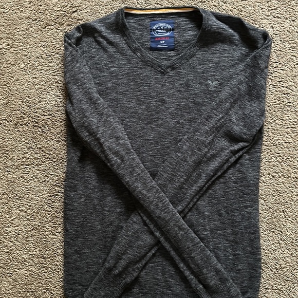 American Eagle Men’s Sweater - Picture 3 of 3